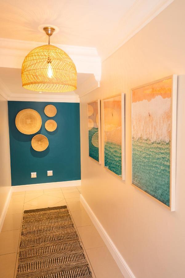 Deja Blue Beachfront Villa, Newly Renovated Langstrand Exteriér fotografie