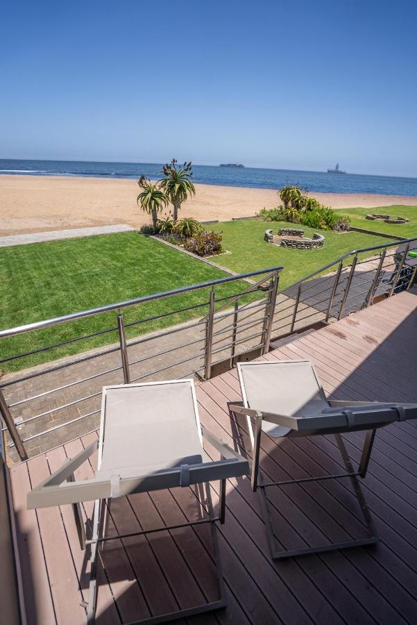 Deja Blue Beachfront Villa, Newly Renovated Langstrand Exteriér fotografie